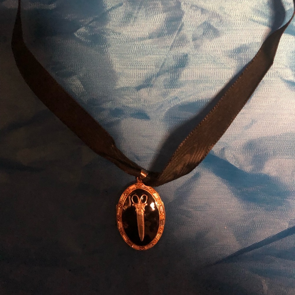 Exquisite Sterling Silver Scissor Locket Necklace- 532 $50 or $45 w/offer
